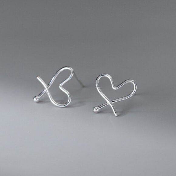 Sterling Silver Heart Earrings |Rose Gold Classic Minimal Heart Anniversary Gift - Picture 4 of 5